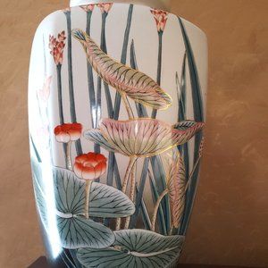 Vintage Asian Chinese Gold Accent Floral Flower TOYO Tall Square Vase